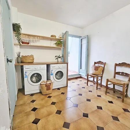 Appartement Nomad Haux In The Heart Of Tossa 7 *